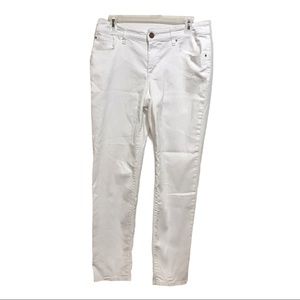 Chico’s Platinum stretch jeans